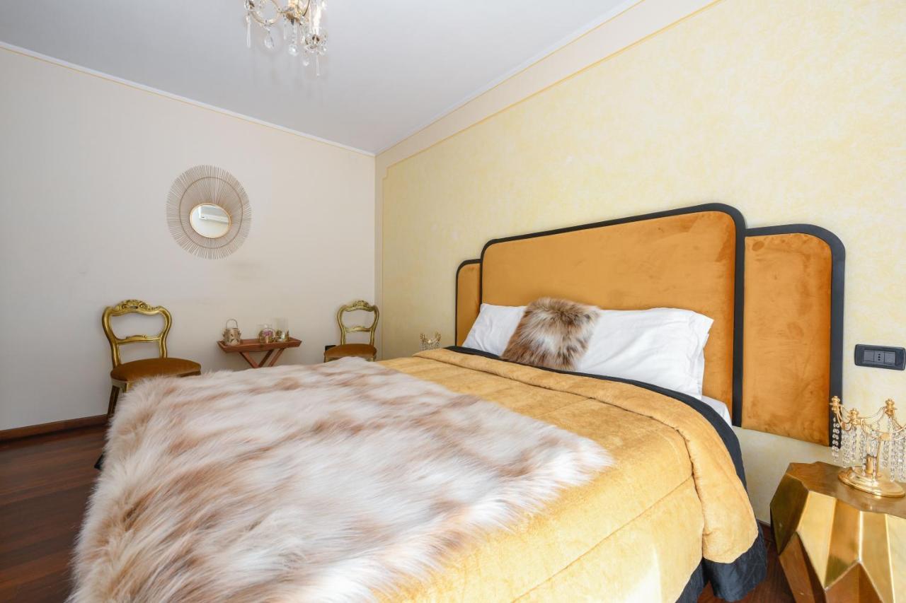 Prestige Apartment Сирмионе Экстерьер фото
